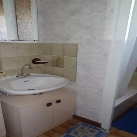 House Jolie Confortable 1 لا فاوت سور مير